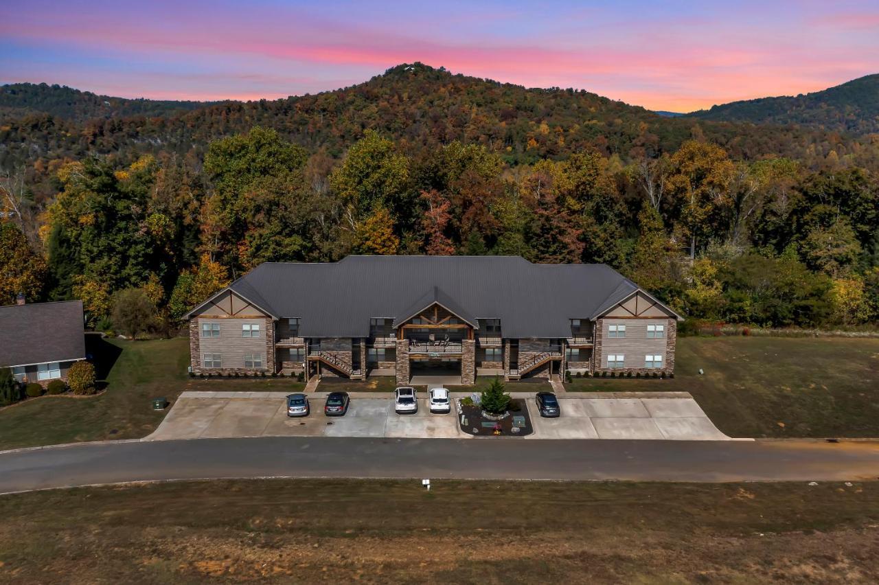 Modern Cades Cove Condo W Community Pool Townsend Buitenkant foto